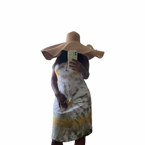 Soooo EXTRA! Large Sombrero Sun Hat 👒 - Picture 3 of 5